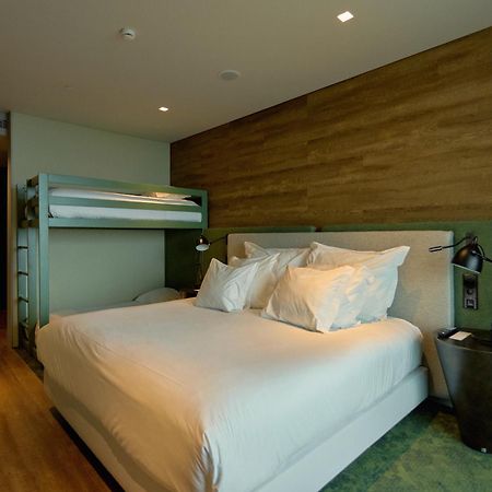 Hotel Octant Ponta Delgada Zewnętrze zdjęcie A room at the hotel